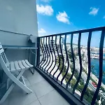 Two Bedroom Seaview - St Pauls Bay Apartment *