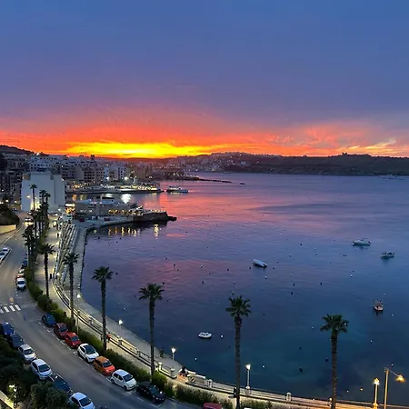 Two Bedroom Seaview - St Pauls Bay Apartment