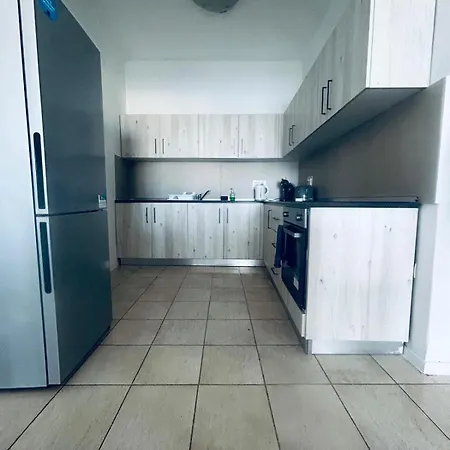 Two Bedroom Seaview - St Pauls Bay セント・ポールズ・ベイ