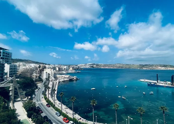 Two Bedroom Seaview - St Pauls Bay Apartment St. Paul's Bay